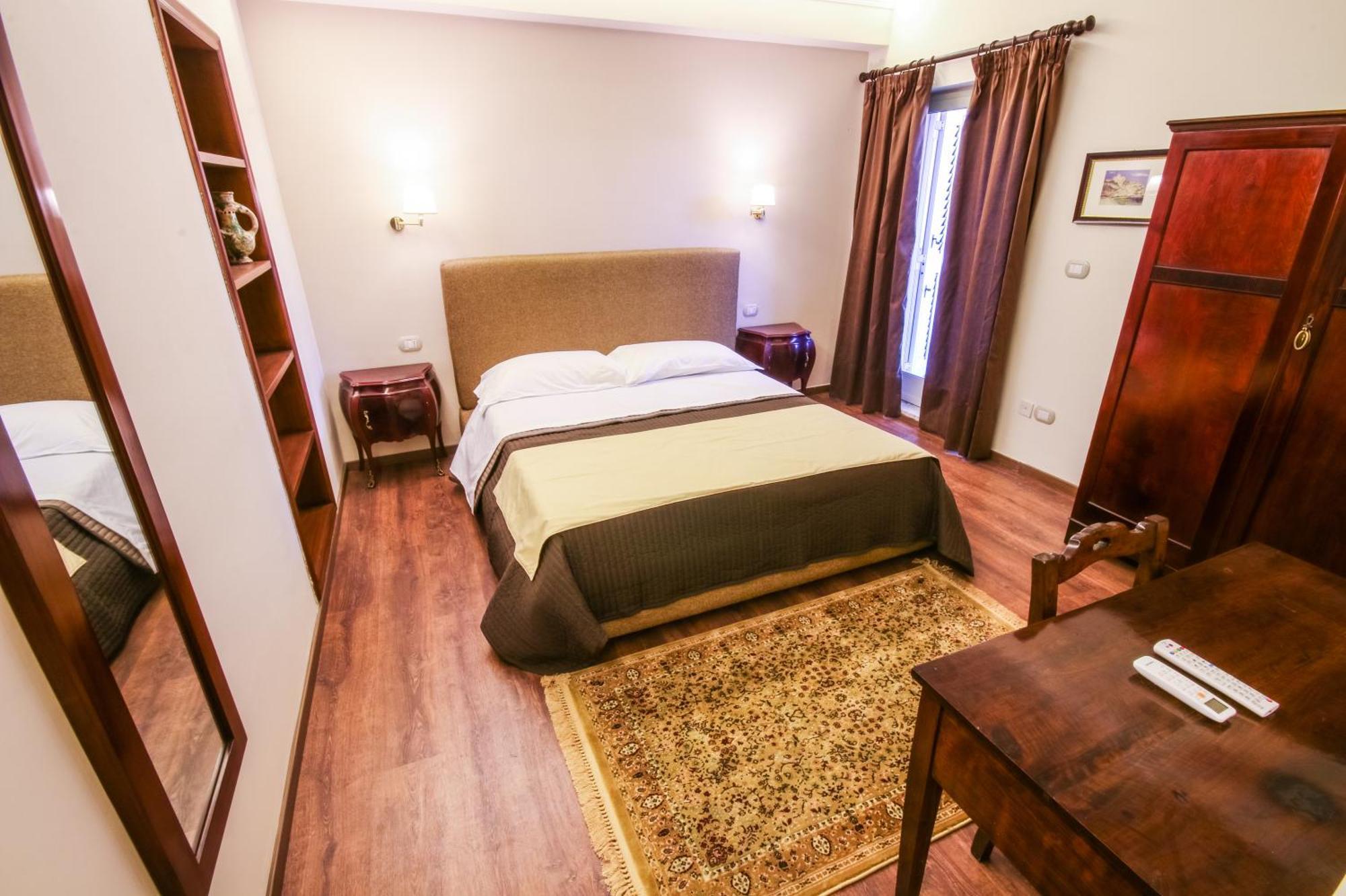 96 Guest House Реджо-ди-Калабрия Экстерьер фото